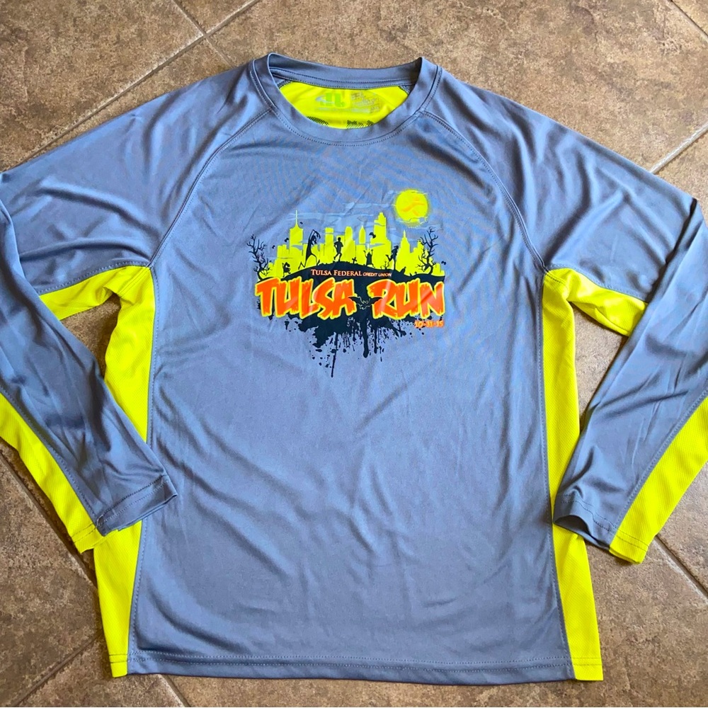 NWOT - Tulsa Run 2015 Tec. Shirt